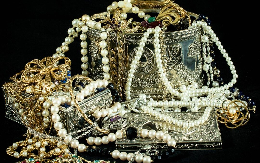 Using Jewelry To Get A Loan From A PawnBroker